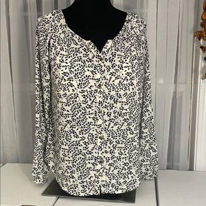 Faded Glory Black and White Leaf Print Blouse